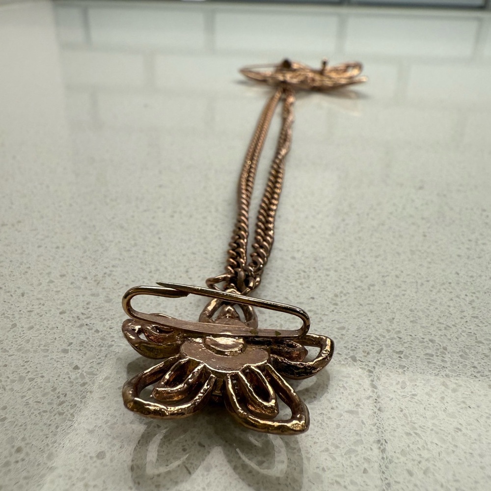 Vintage Flowers Double Brooch Sweater Chain Gold Tone Rhinestones Chatelaine - Picture 8 of 12